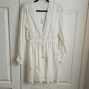 Chic Ivory Long Sleeve Dress with Lace Accents